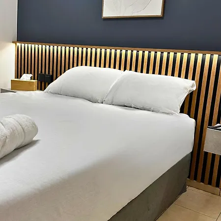 Denis * ניקוסיה